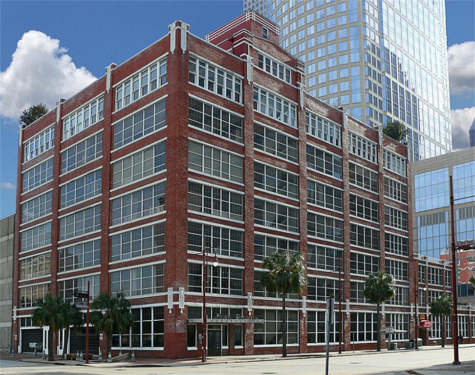 Randall Davis Company properties for lease